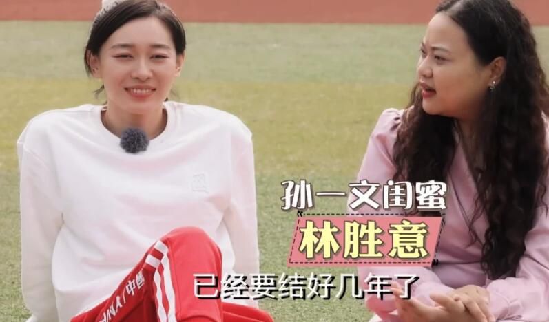 尼克斯得到阿努诺比等球员 送出巴雷特+奎克利+1次轮尼克斯官方今日宣布，球队已与猛龙达成交易，得到OG-阿努诺比、阿丘瓦和弗林，送出巴雷特、奎克利和一个2024年的次轮签（来自活塞）。